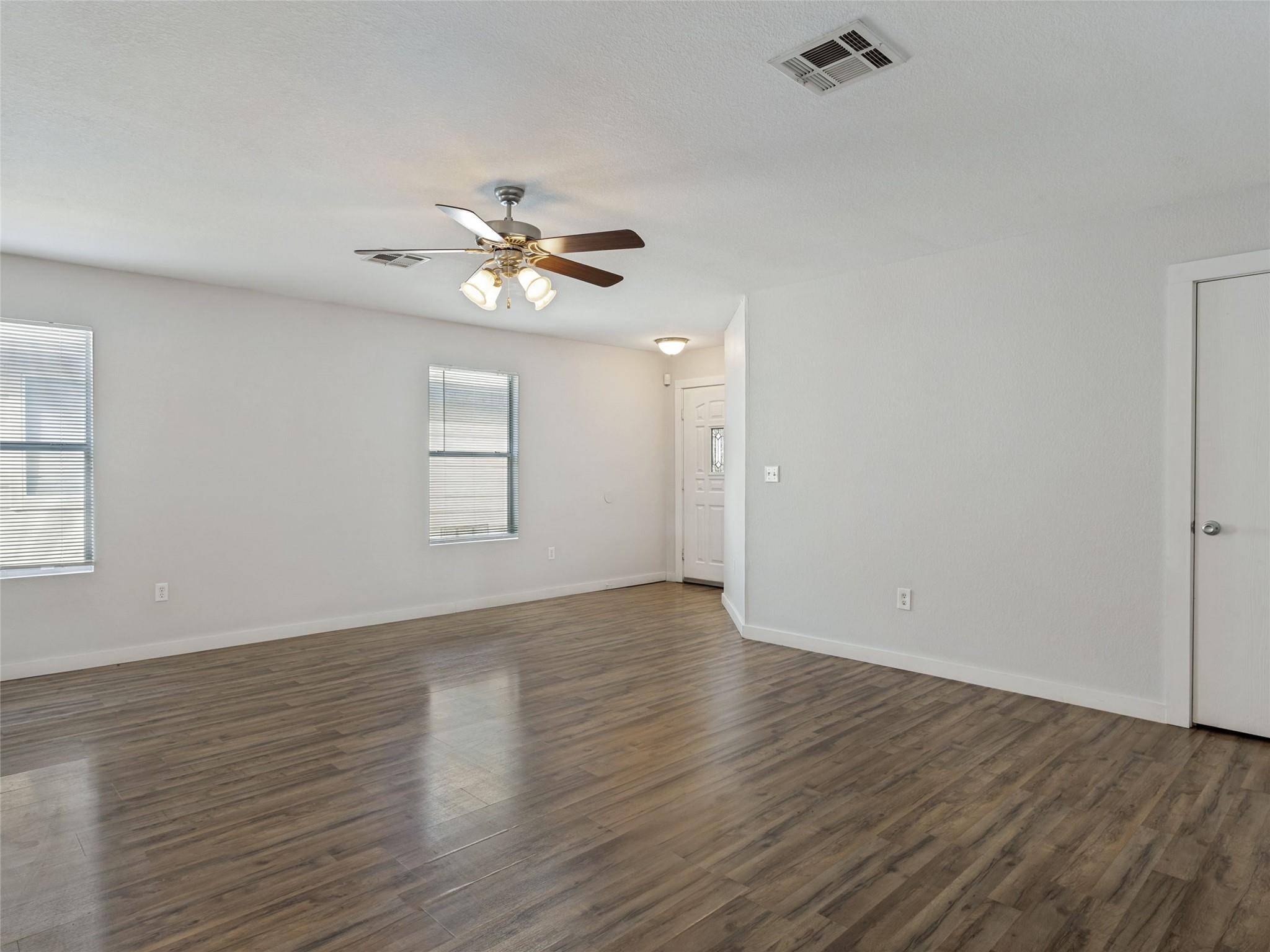1429 Poppy Seed LN, Austin, TX 78741