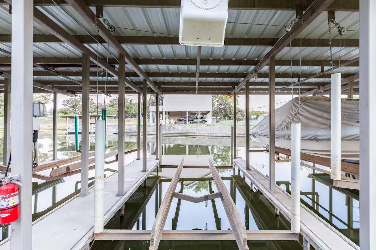 1500 Ranch Road 1431 #101, Kingsland, TX 78639