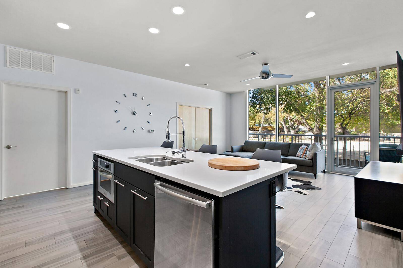 1600 Barton Springs RD #5110, Austin, TX 78704