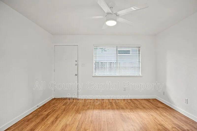 502 W 35th ST #203, Austin, TX 78705