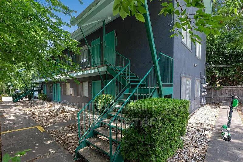 502 W 35th ST #203, Austin, TX 78705