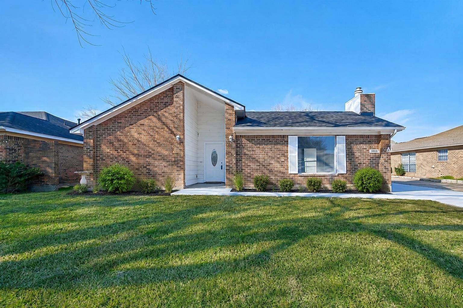 10826 Lynbrook DR, Houston, TX 77042