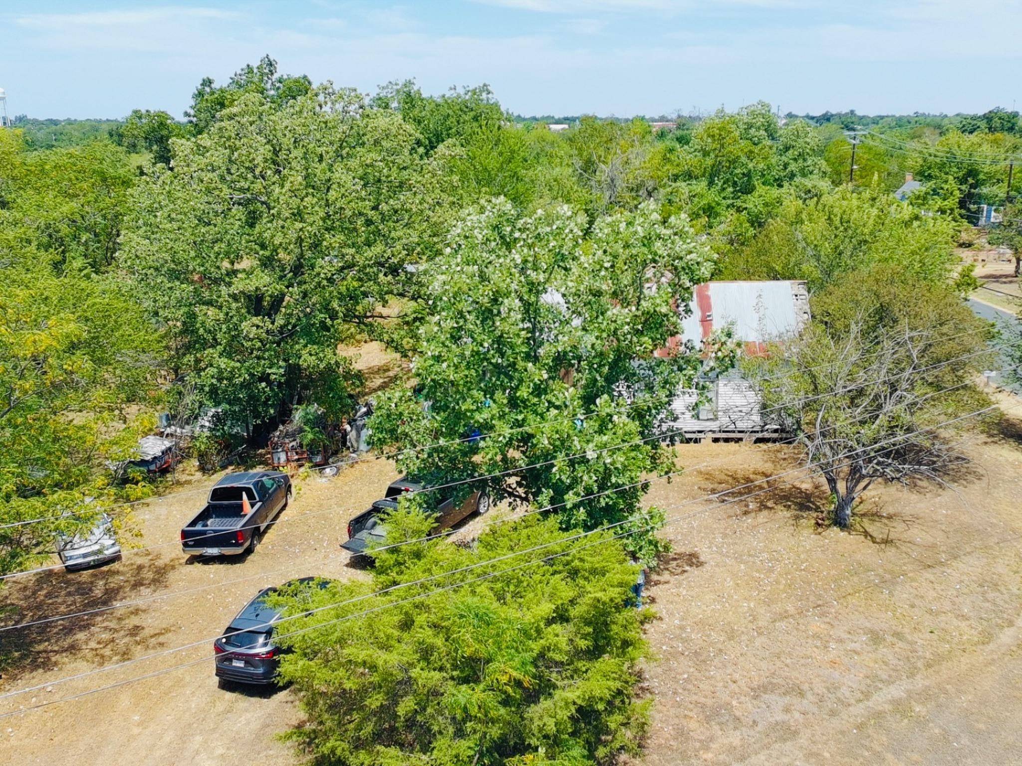 506 S Avenue C, Elgin, TX 78621