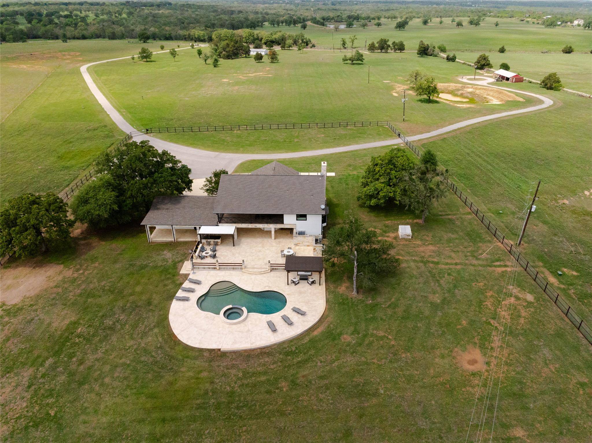 191 N Cedar Creek DR, Cedar Creek, TX 78612