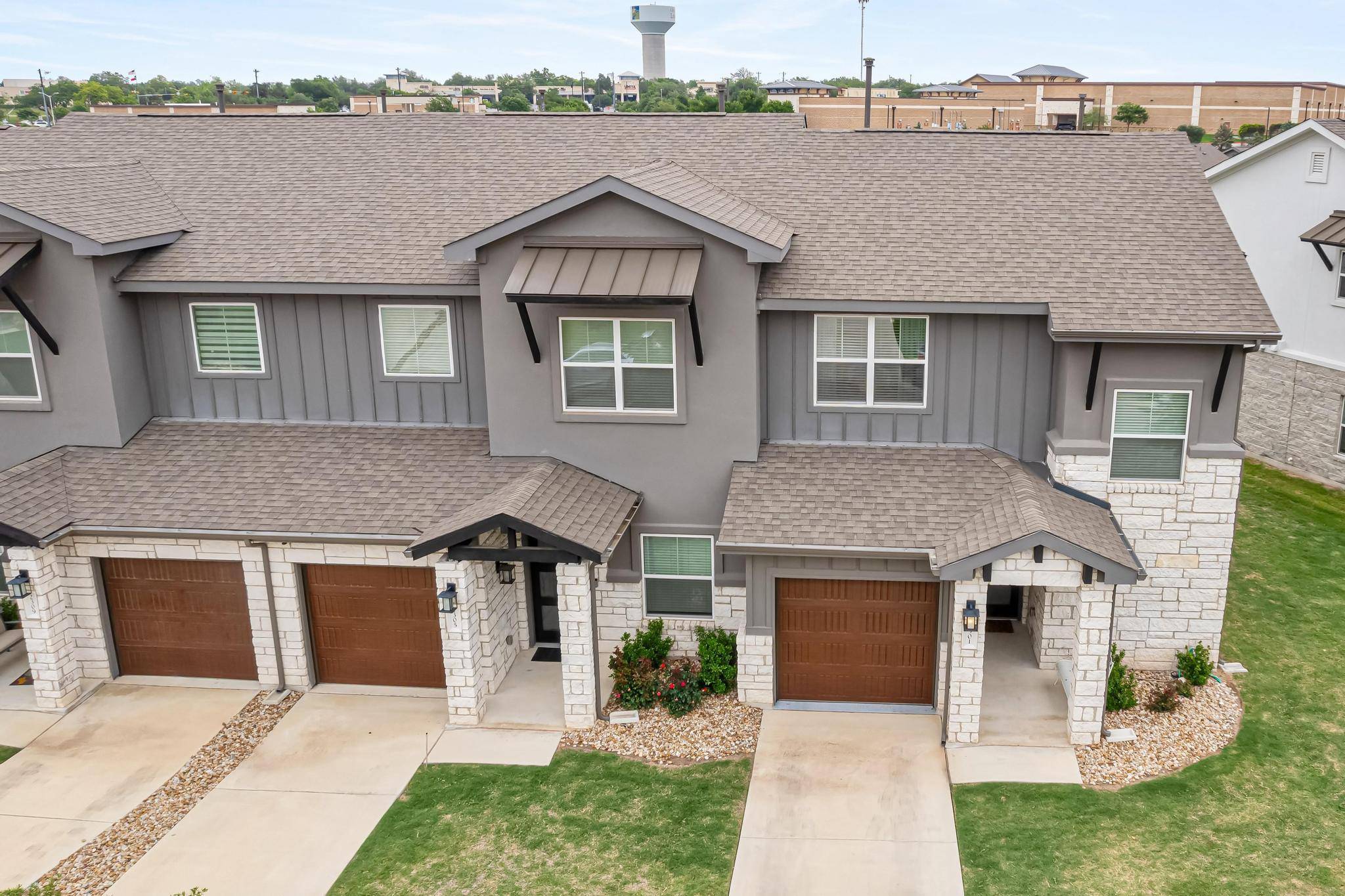 2301 Local Rebel LOOP, Leander, TX 78641