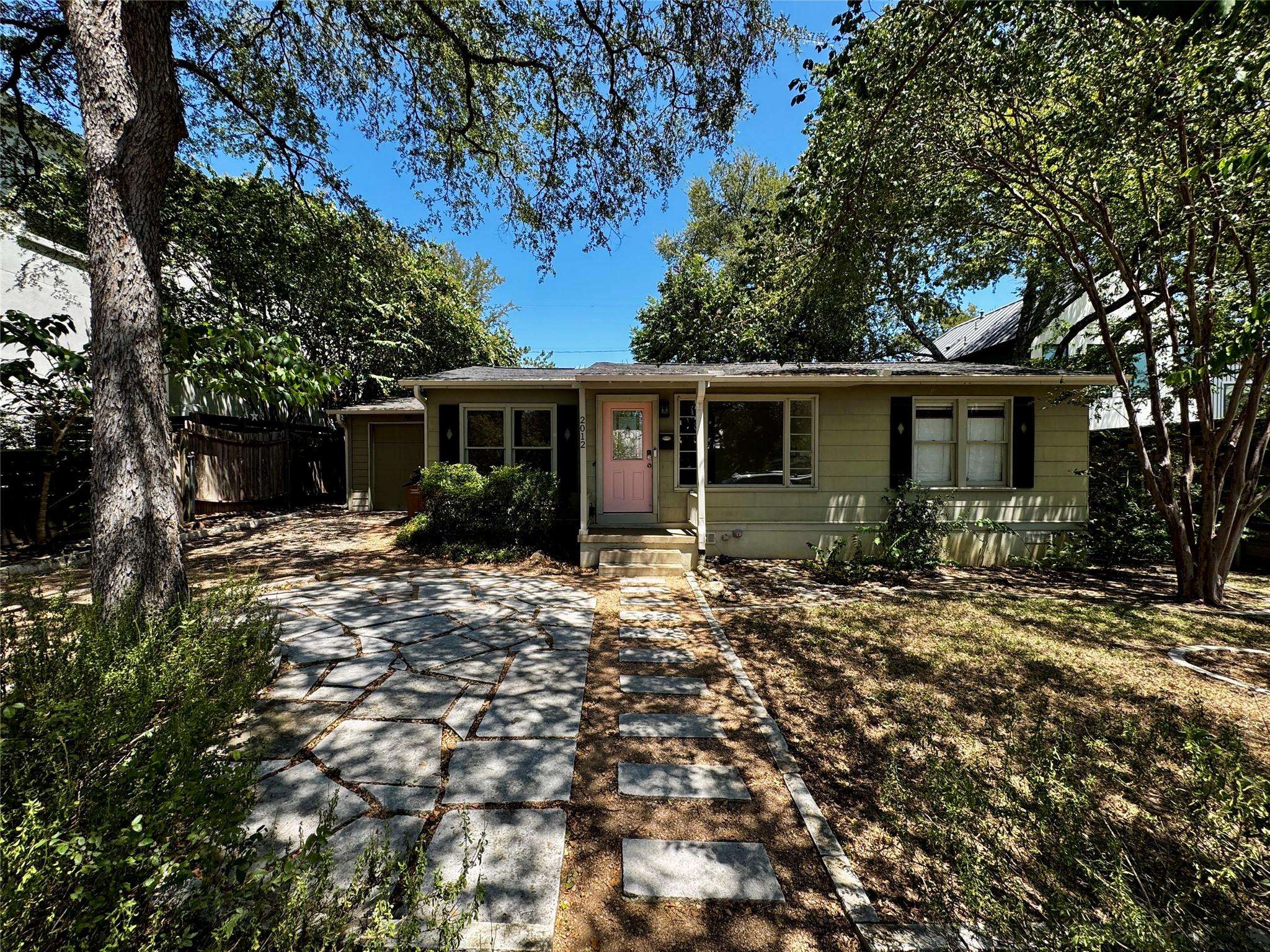 2012 De Verne ST, Austin, TX 78704