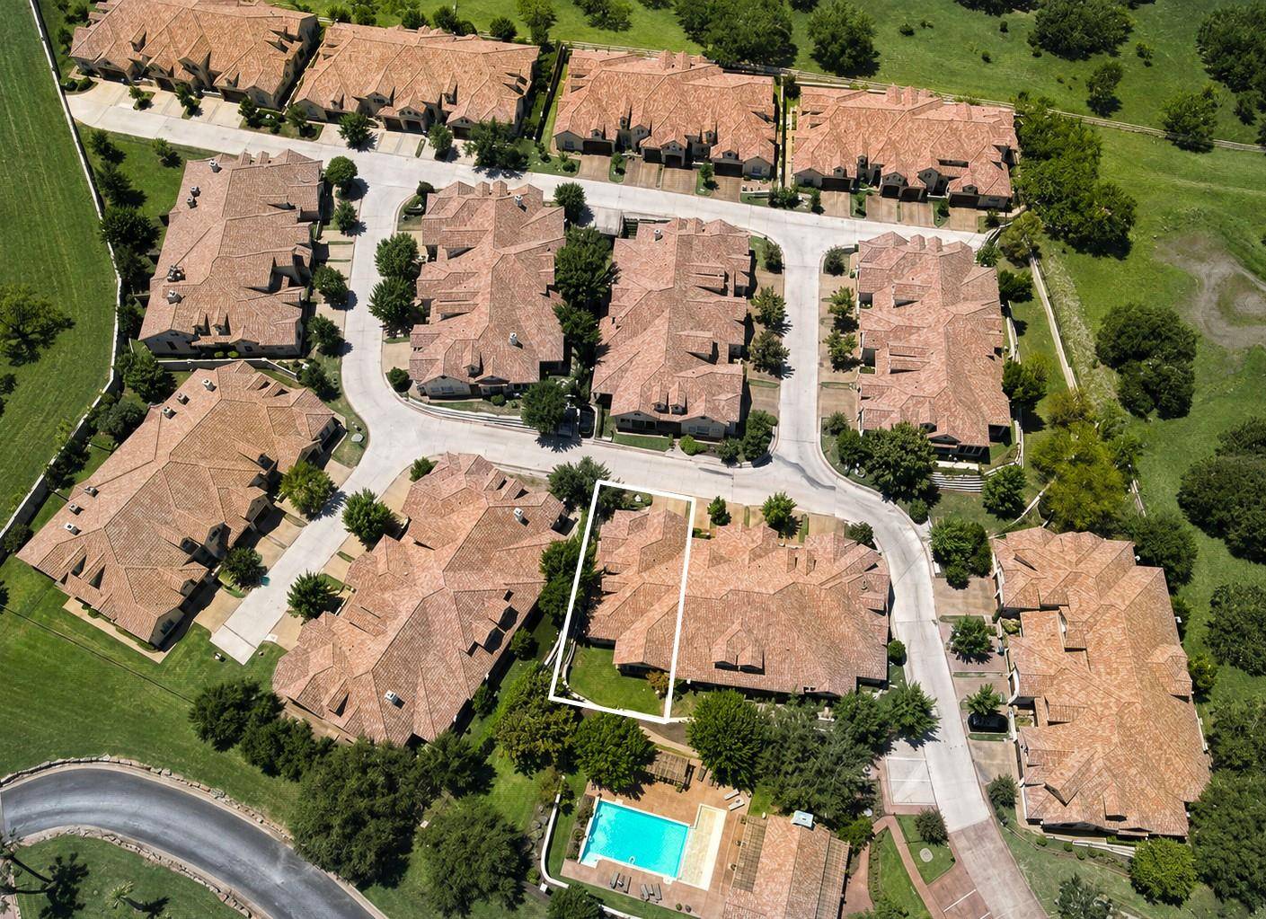 207 Enclave CIR, Horseshoe Bay, TX 78657