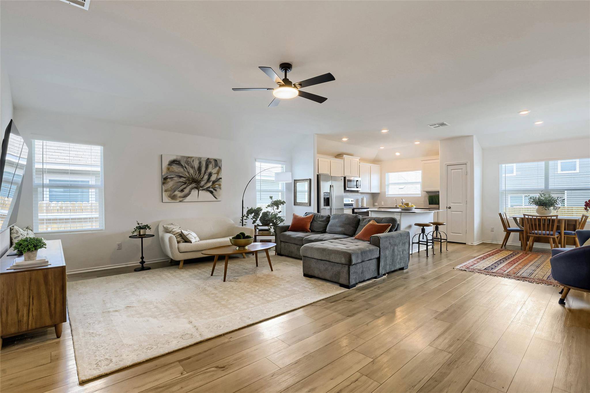 452 Perfect World LOOP, Jarrell, TX 76537