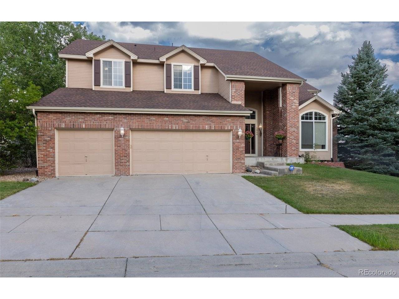 5944 S Ireland, Aurora, CO 80016