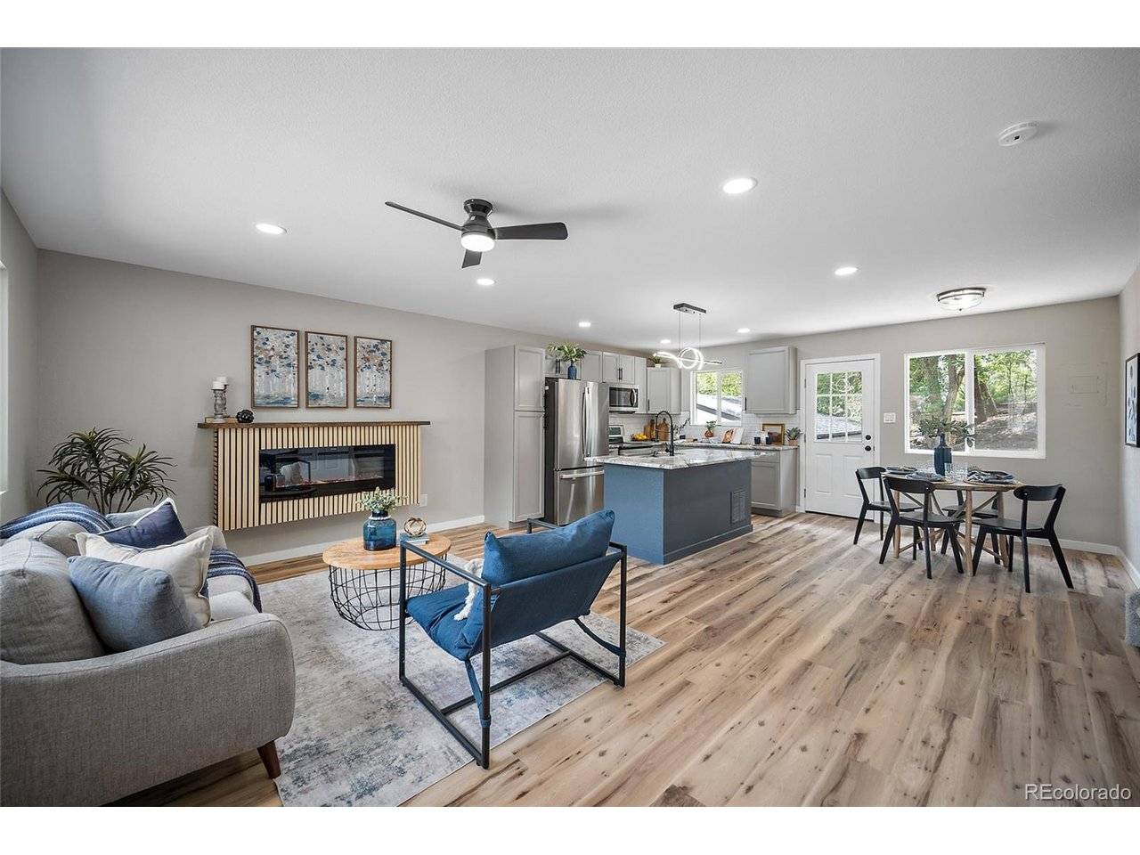 2537 Camelot, Colorado Springs, CO 80904