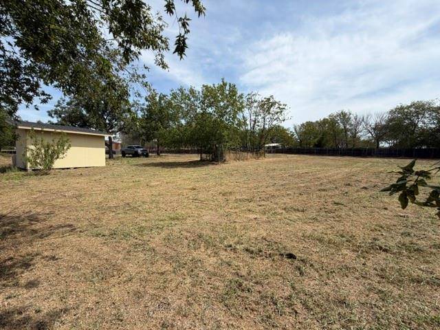 707 W Madison ST, Elgin, TX 78621