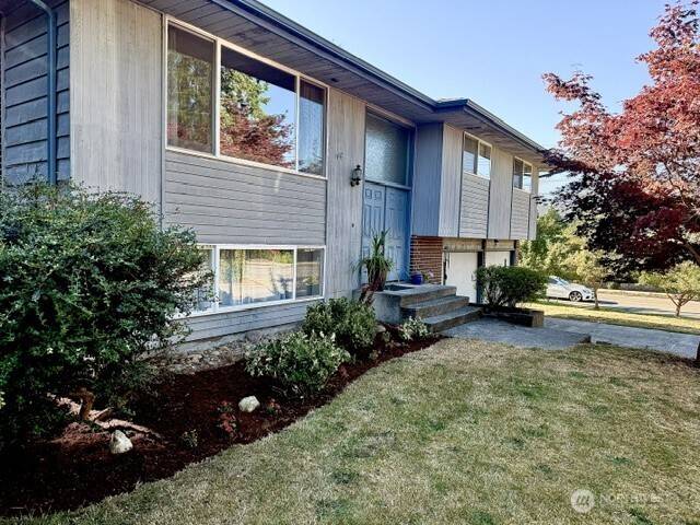 11002 24th DR SE, Everett, WA 98208