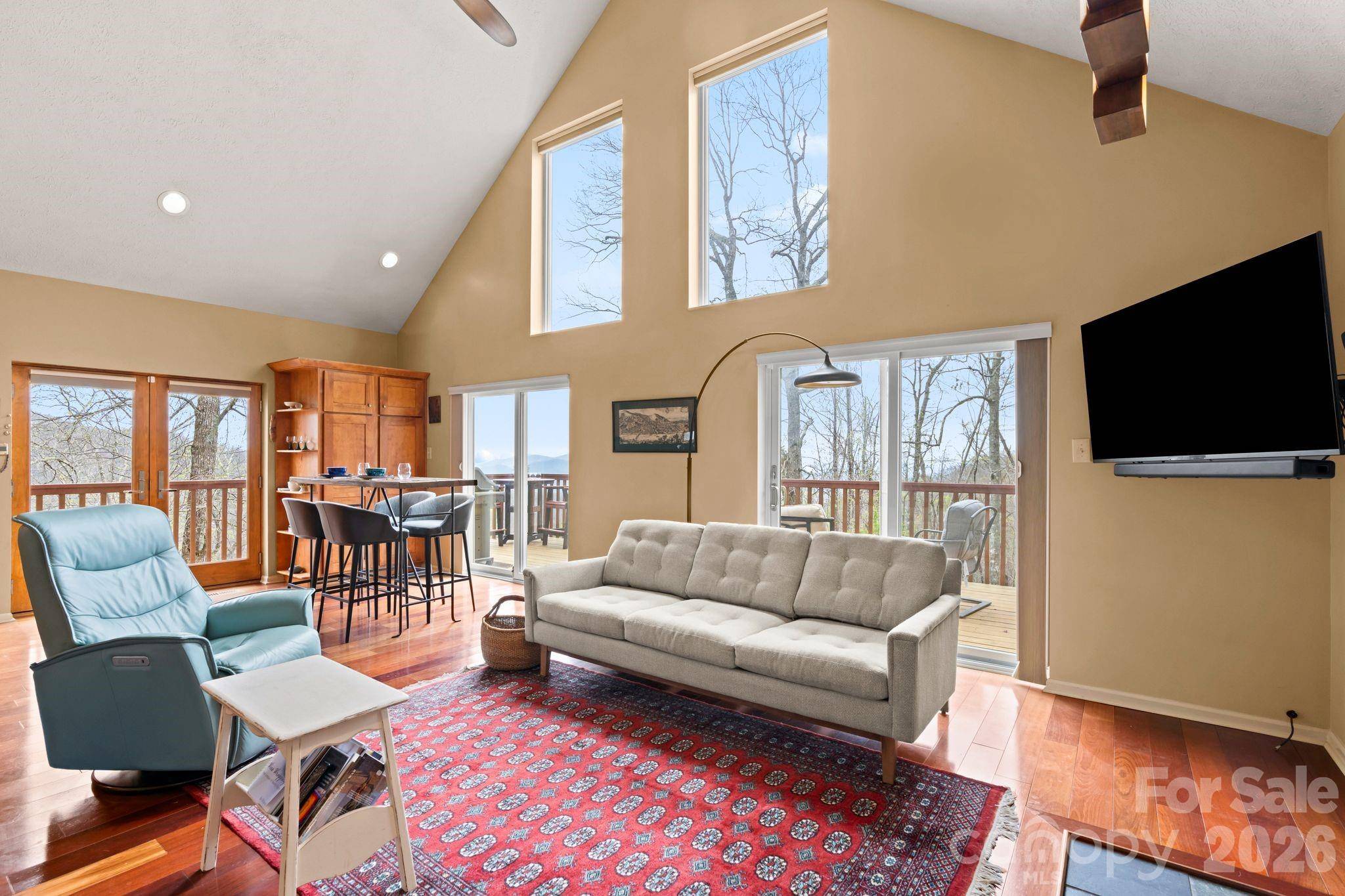 108 Hickory Forest RD, Fairview, NC 28730