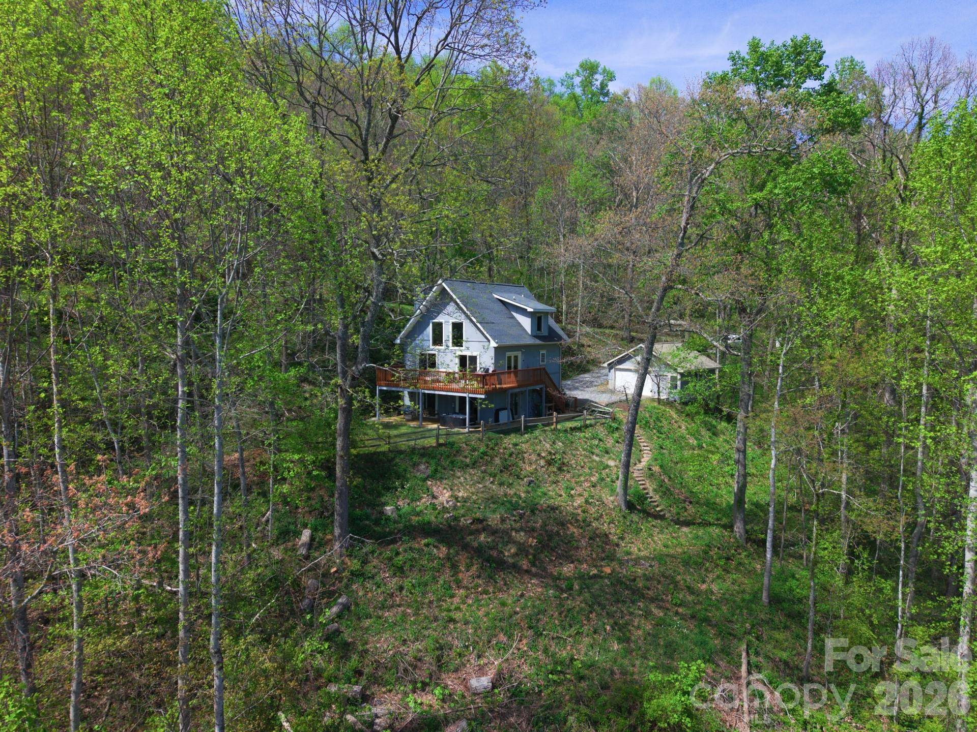 108 Hickory Forest RD, Fairview, NC 28730