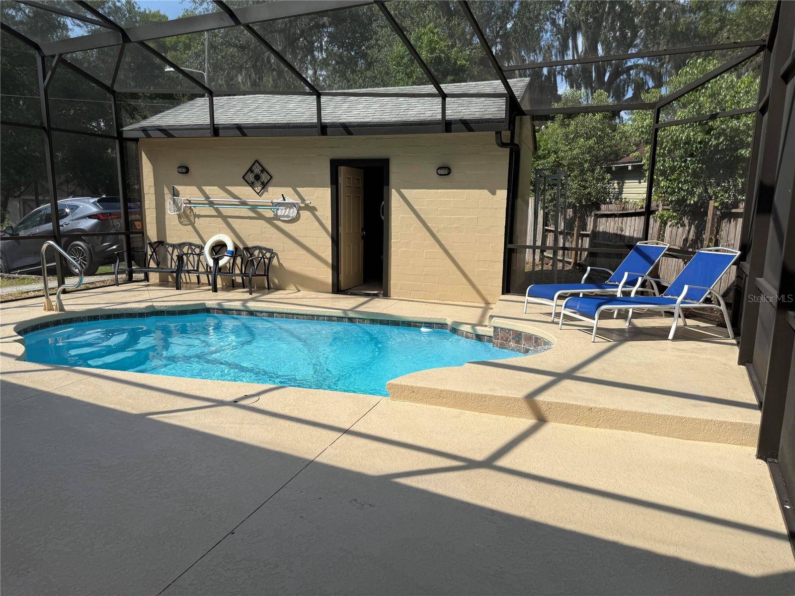 1200 SUNSHINE AVE, Leesburg, FL 34748