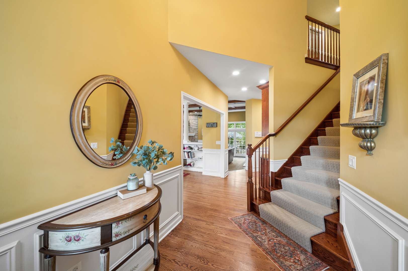 415 Ranch RD, Wheaton, IL 60187