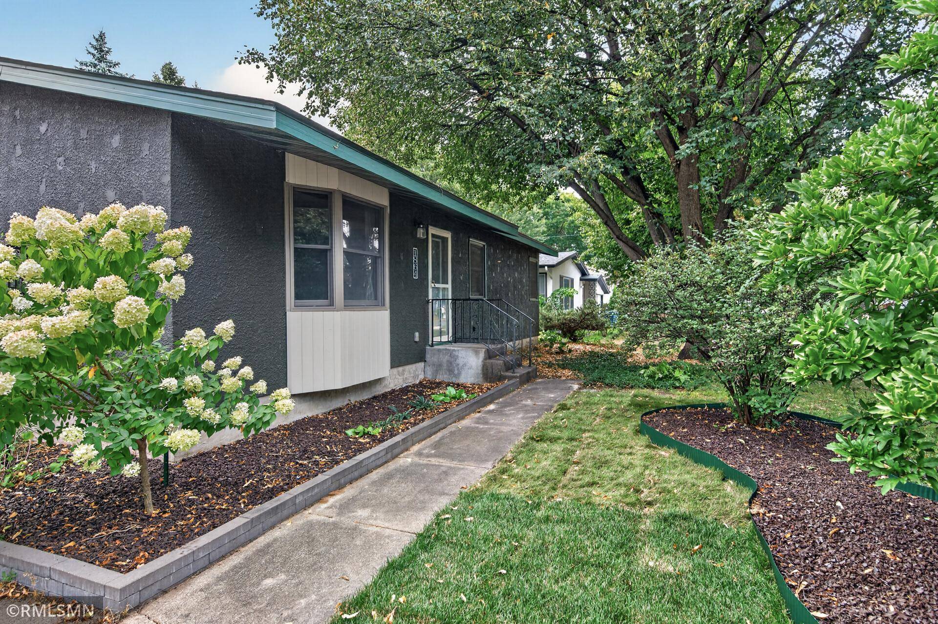 1864 8th ST, White Bear Lake, MN 55110