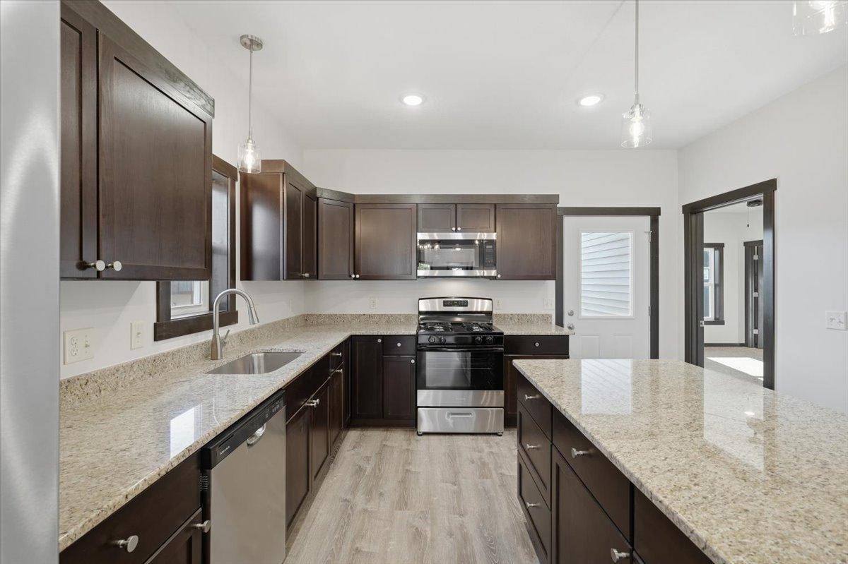1785 Morning Glory DR, River Falls, WI 54022