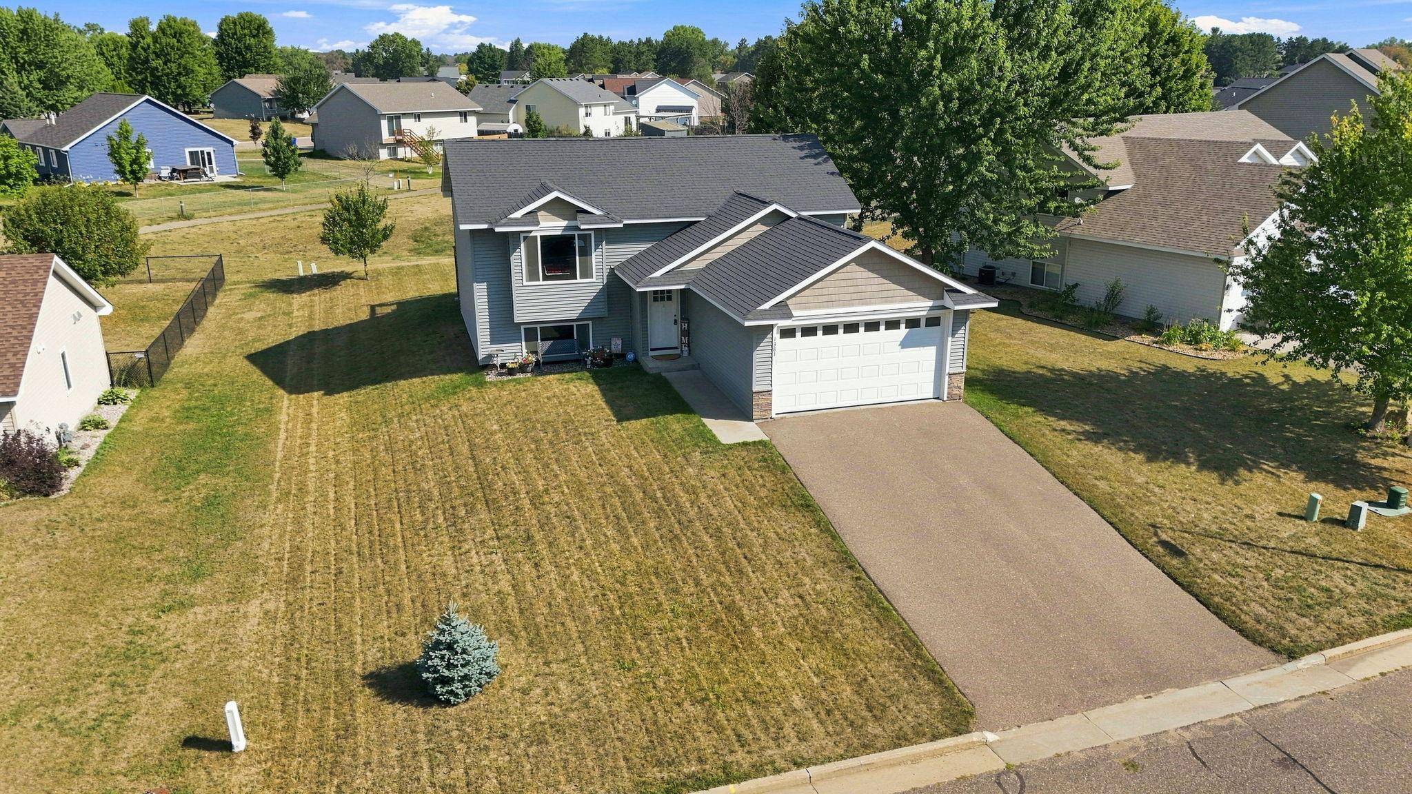 1381 Pheasant RUN, New Richmond, WI 54017