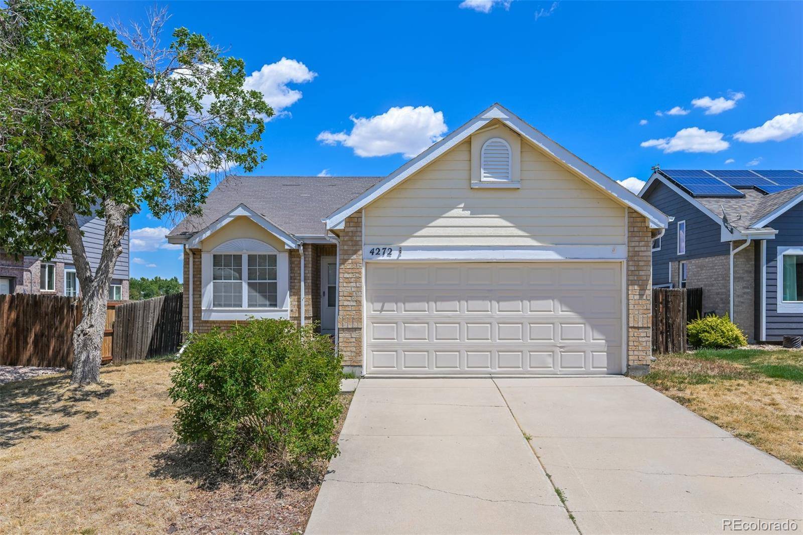 4272 S Ireland CT, Aurora, CO 80013