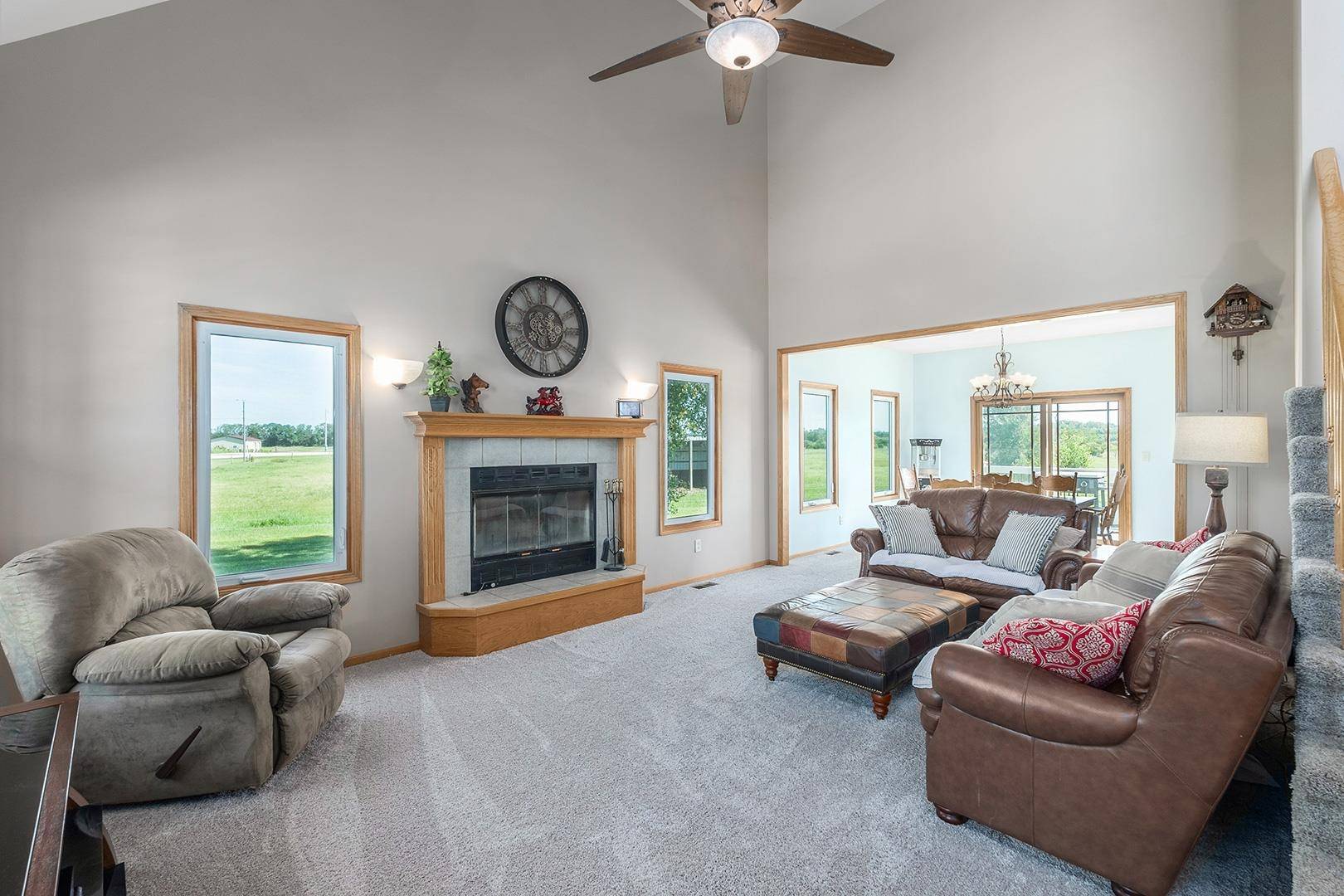 21722 Roberta, Douglass, KS 67039