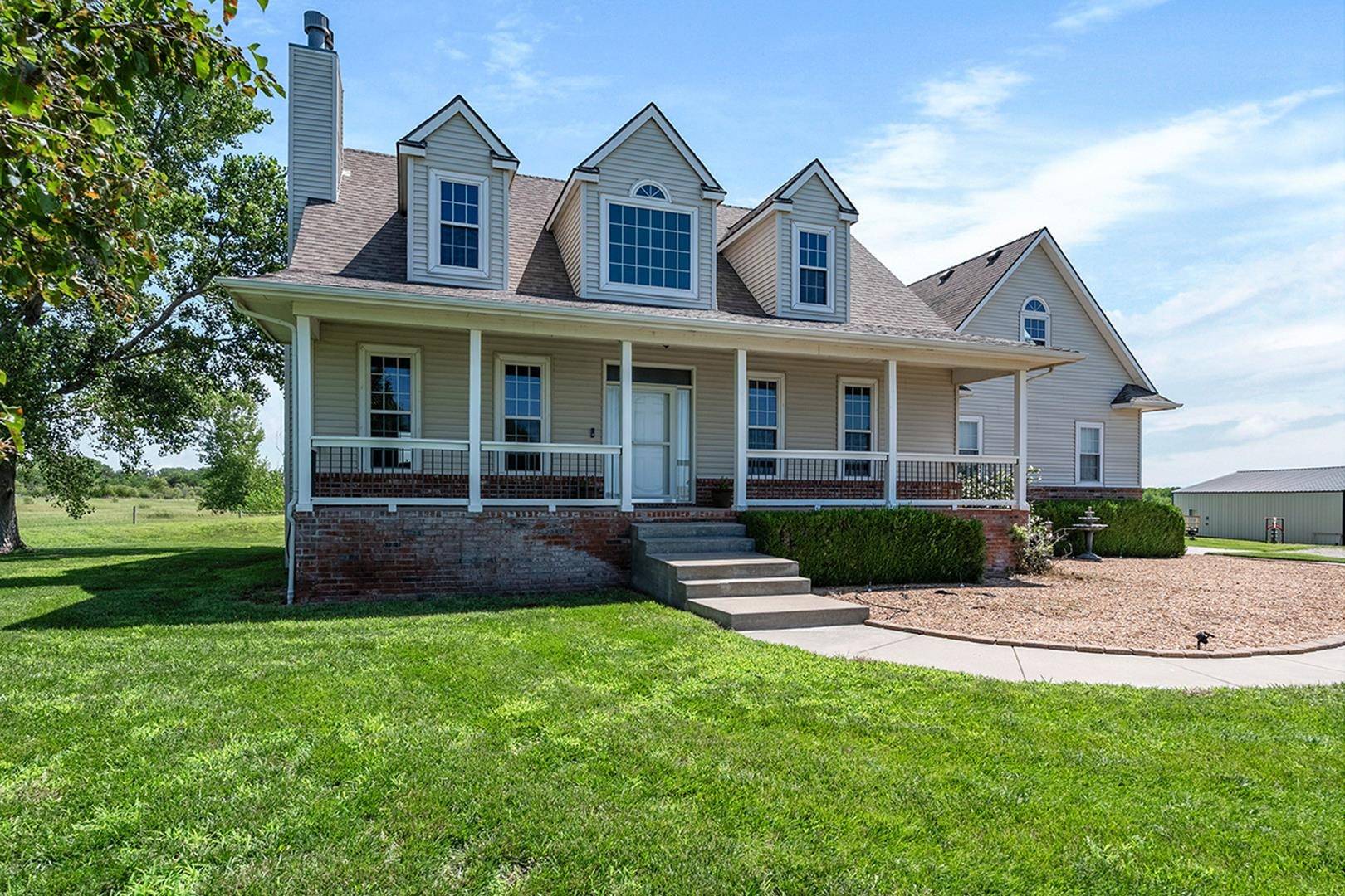 21722 Roberta, Douglass, KS 67039