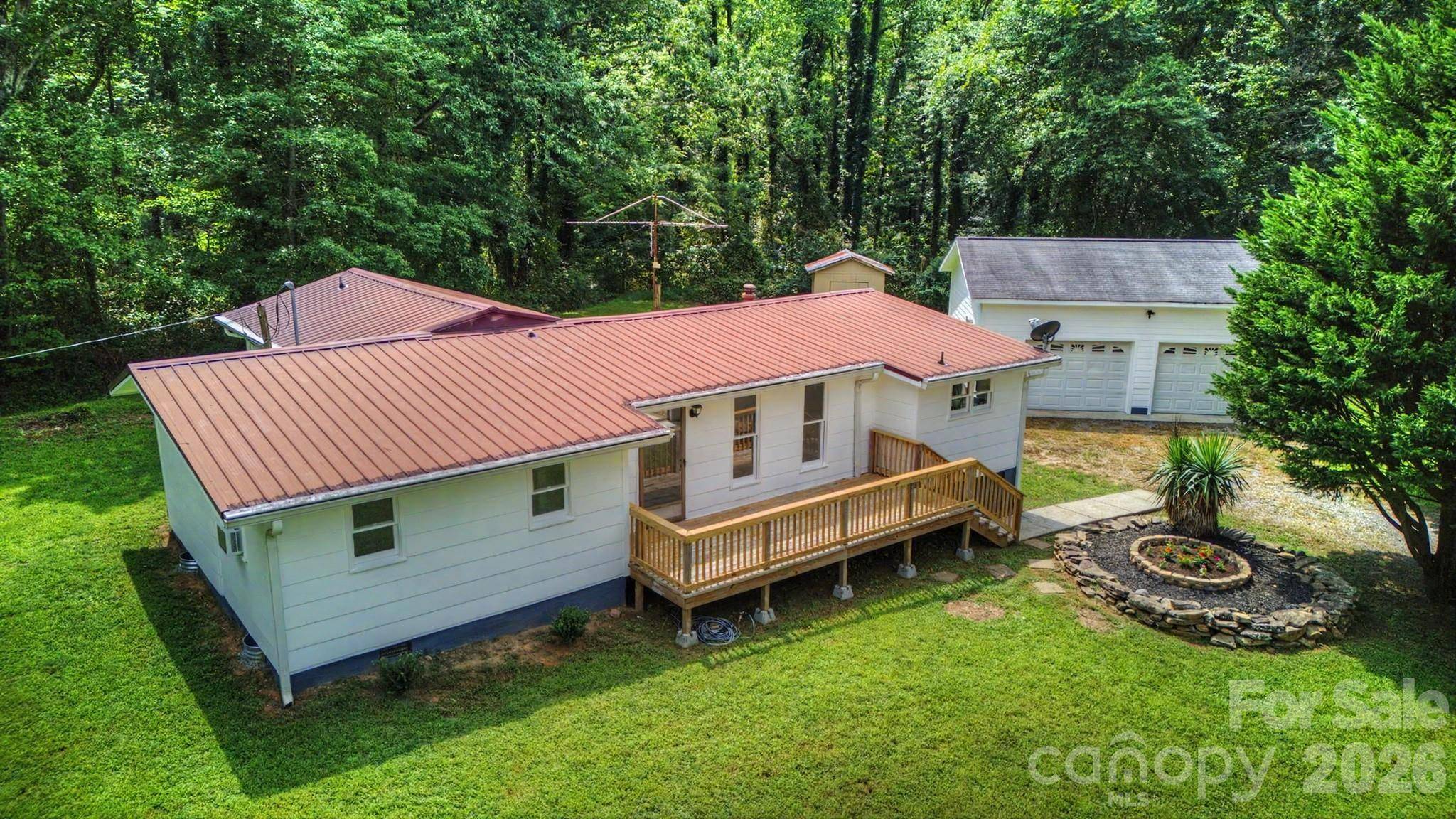 160 Denny RD, Statesville, NC 28625