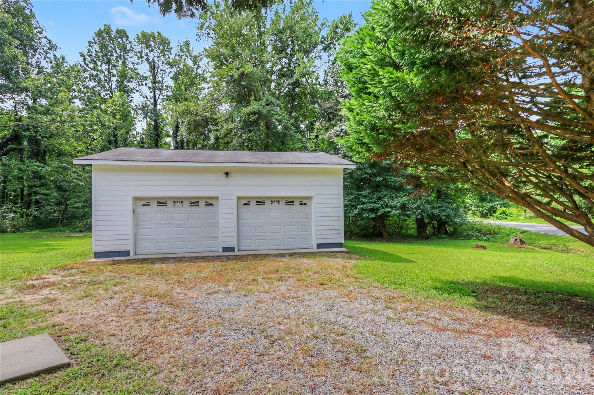 160 Denny RD, Statesville, NC 28625