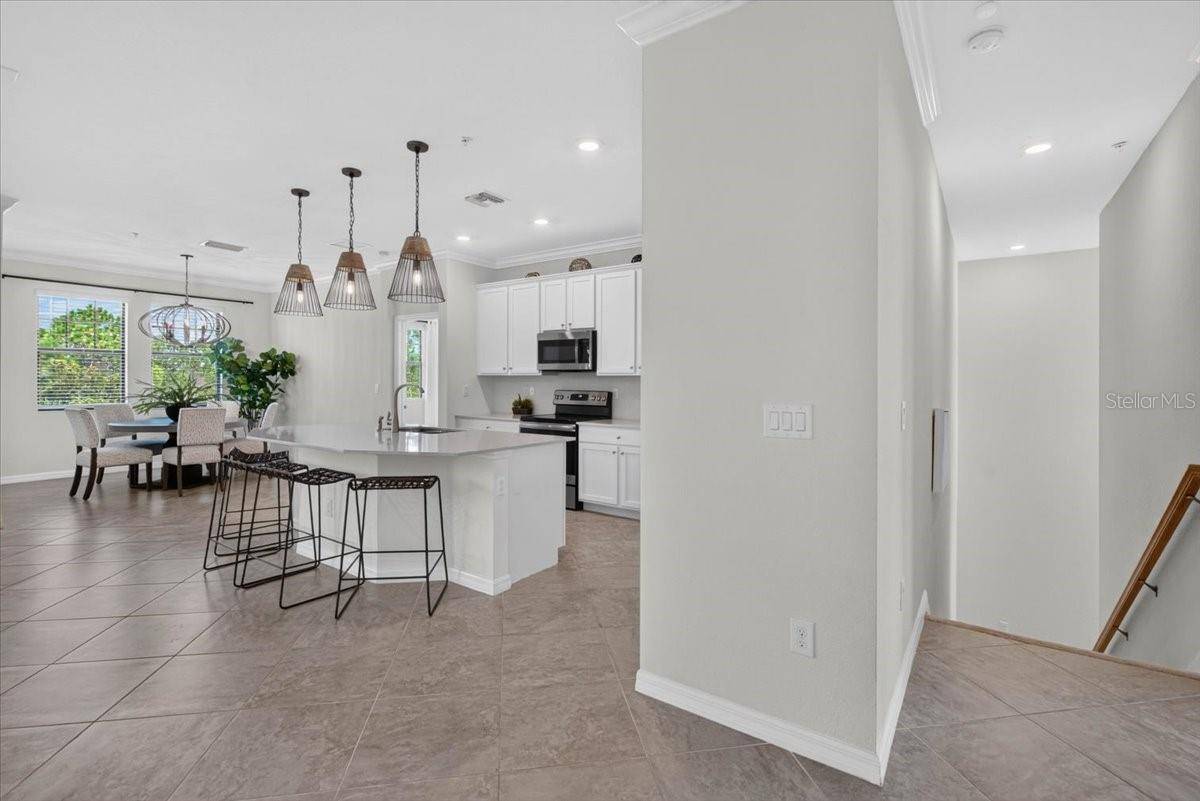 10059 CROOKED CREEK DR #202, Venice, FL 34293