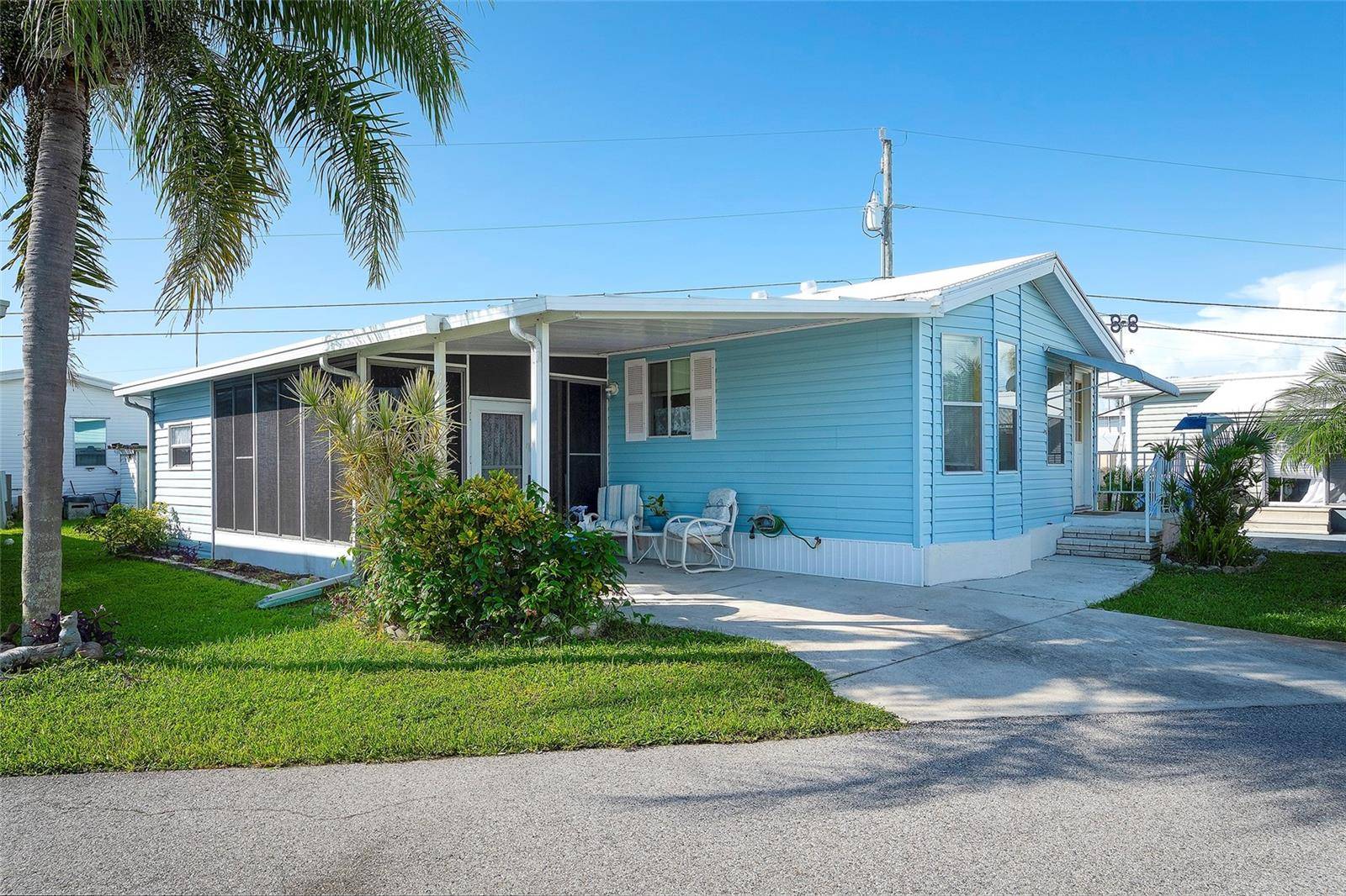 2062 CHAMPION ST, Sarasota, FL 34231
