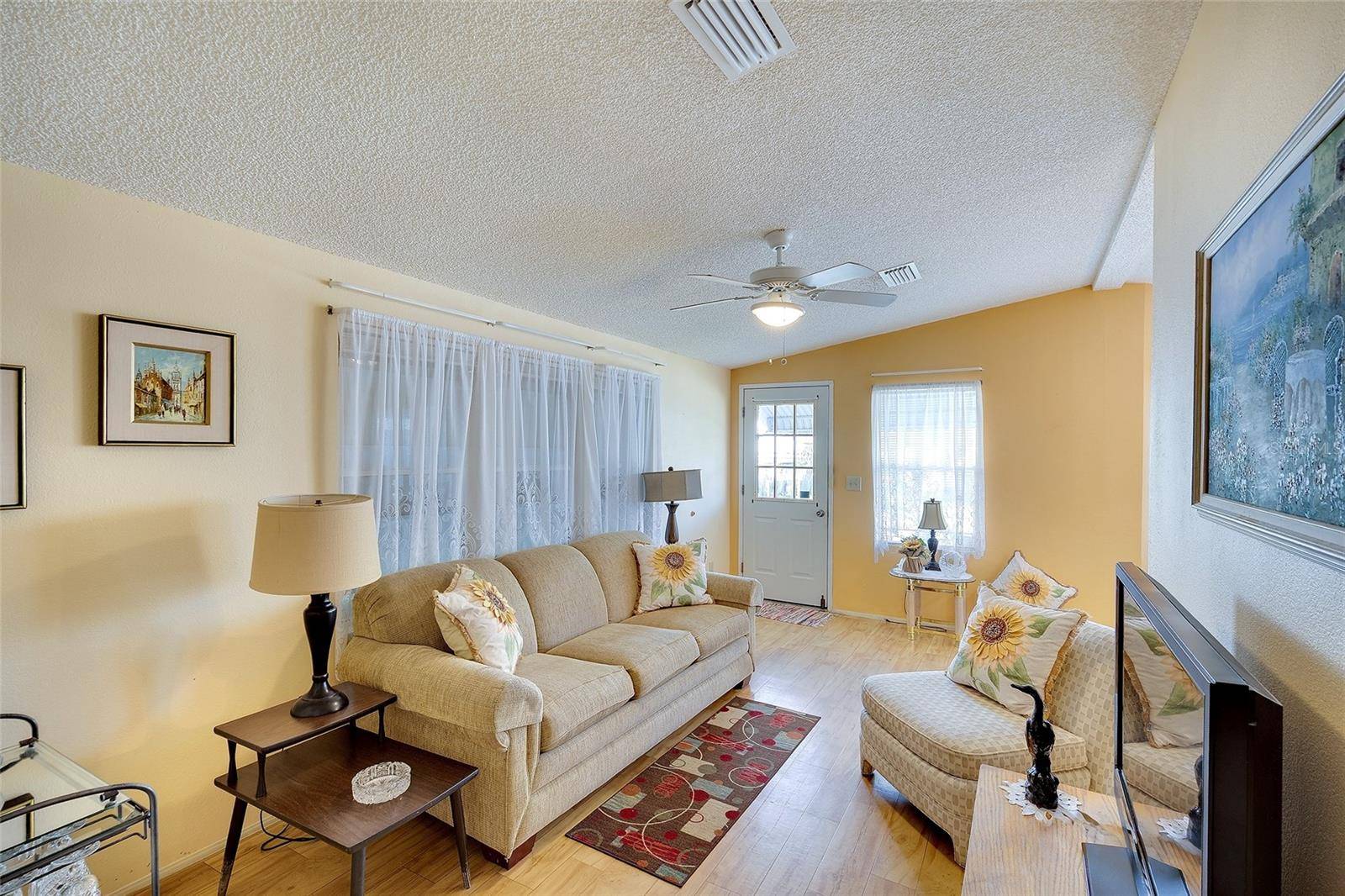 2062 CHAMPION ST, Sarasota, FL 34231