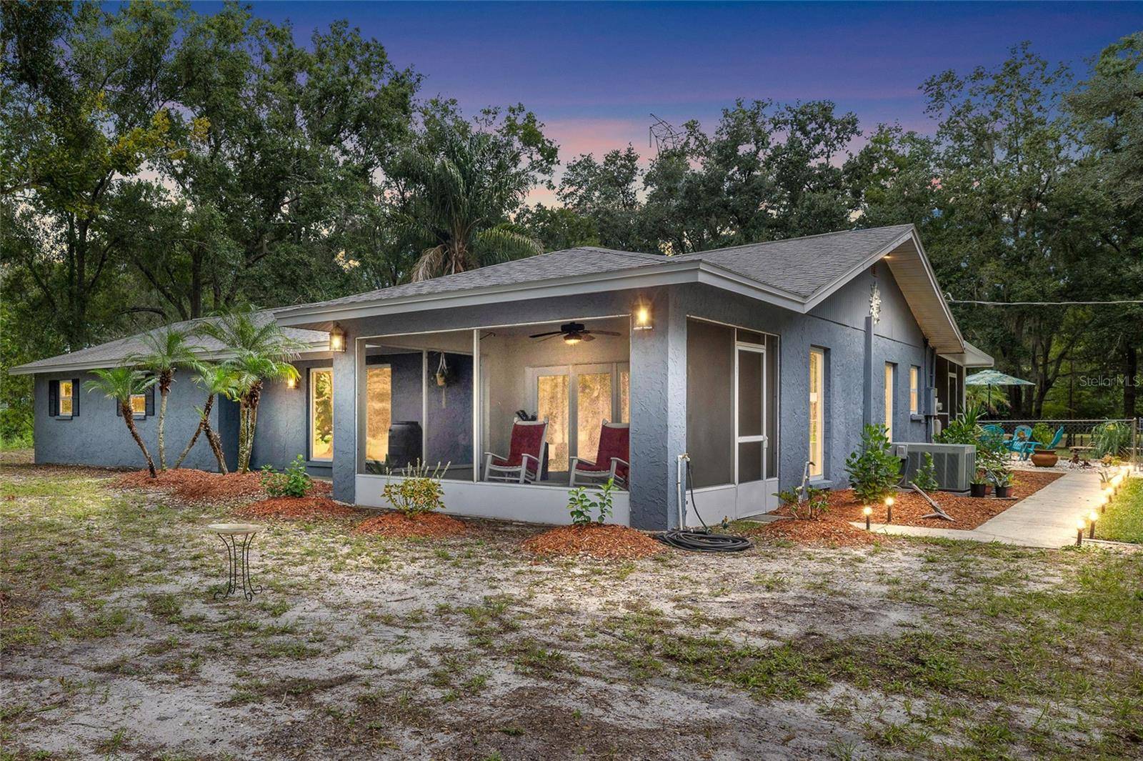 7402 W KNIGHTS GRIFFIN RD, Plant City, FL 33565