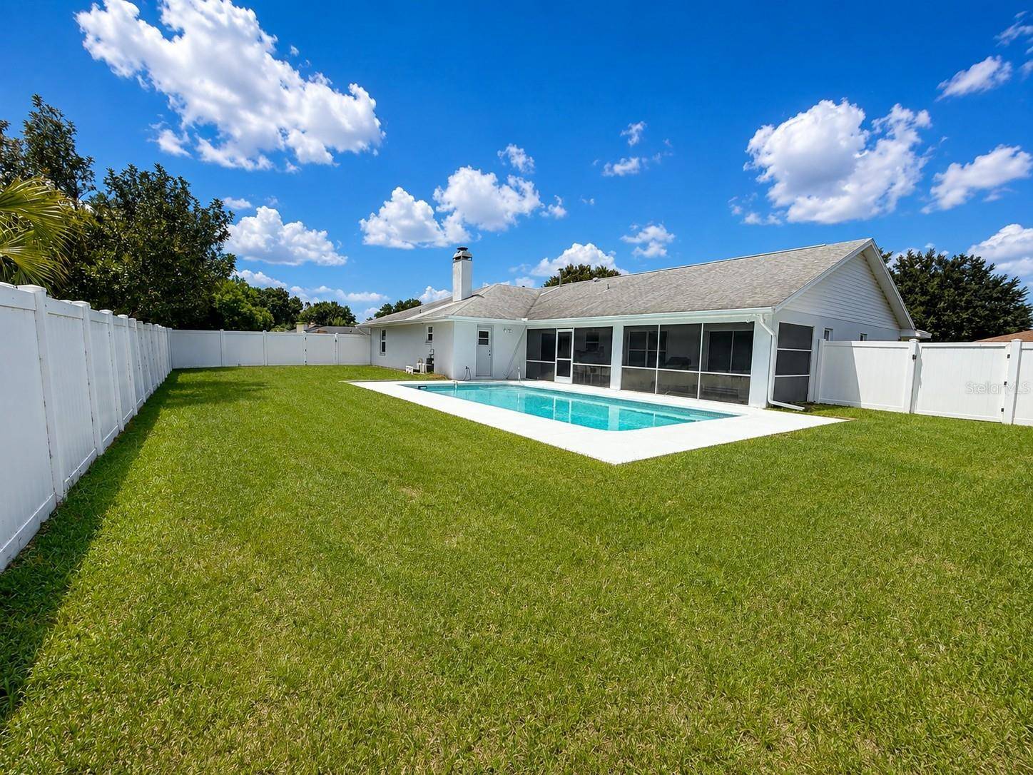 204 LAKE MARIAM CT, Winter Haven, FL 33884