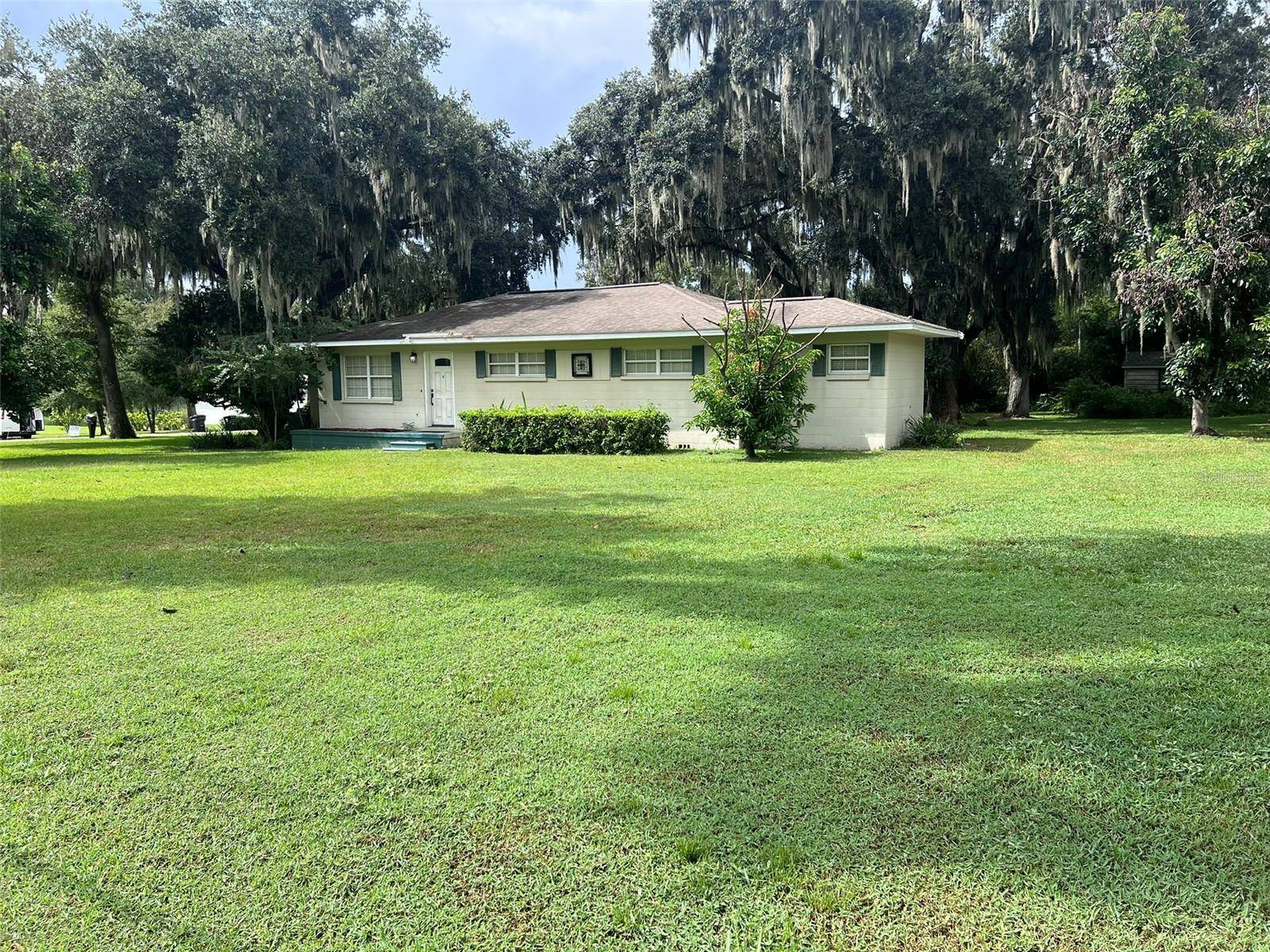 315 W CARTER RD, Lakeland, FL 33813