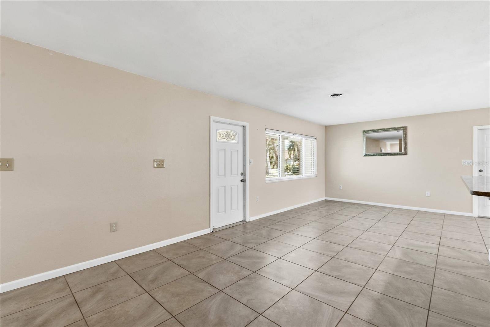 1015 FUNDY RD, Venice, FL 34293