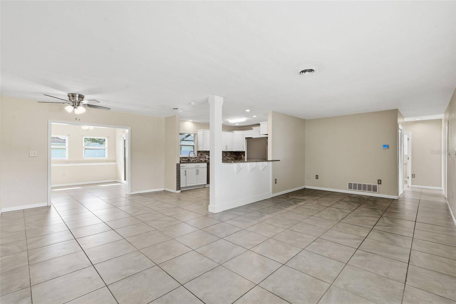 1015 FUNDY RD, Venice, FL 34293