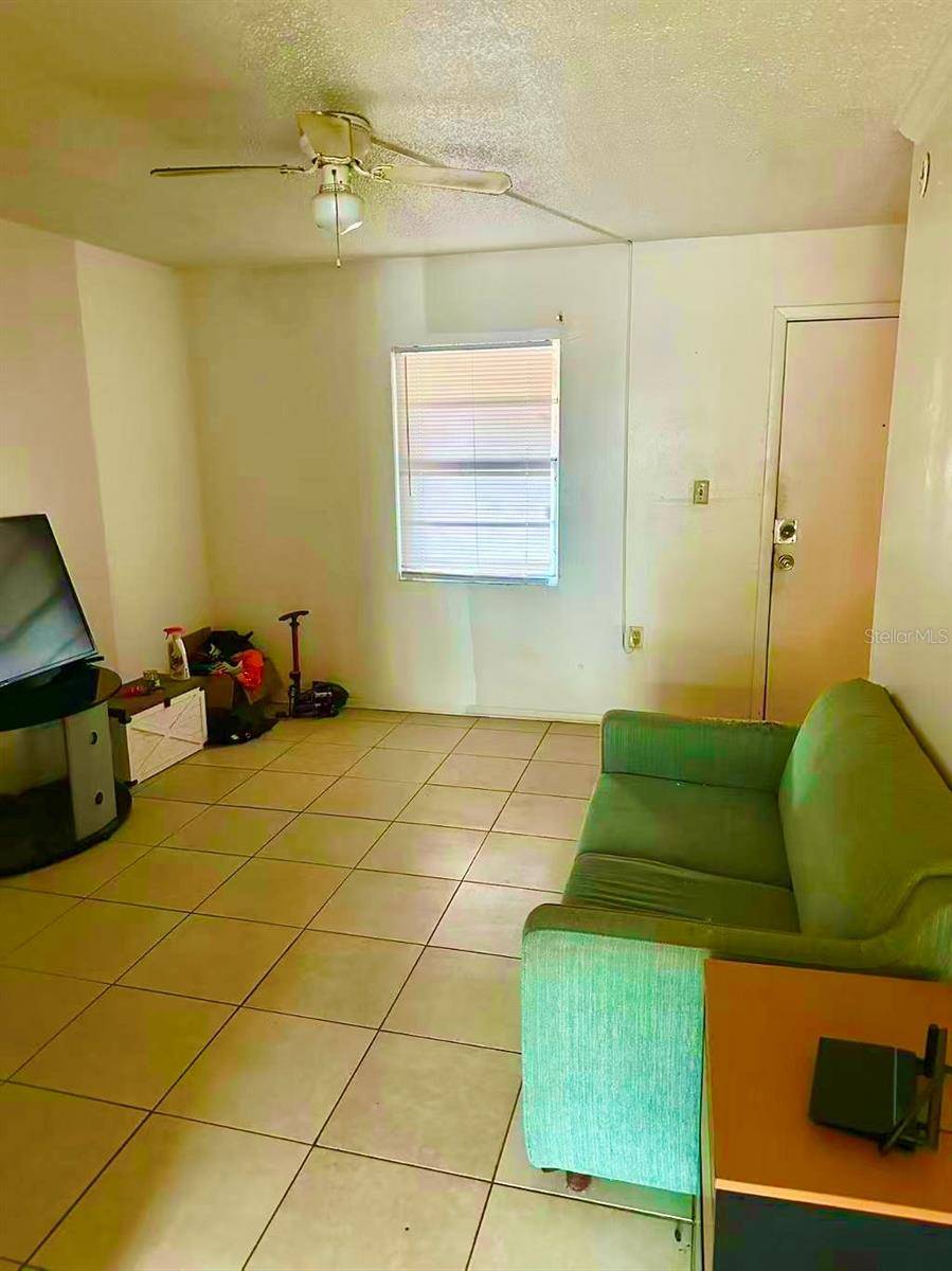 914 SW 8TH AVE #42, Gainesville, FL 32601