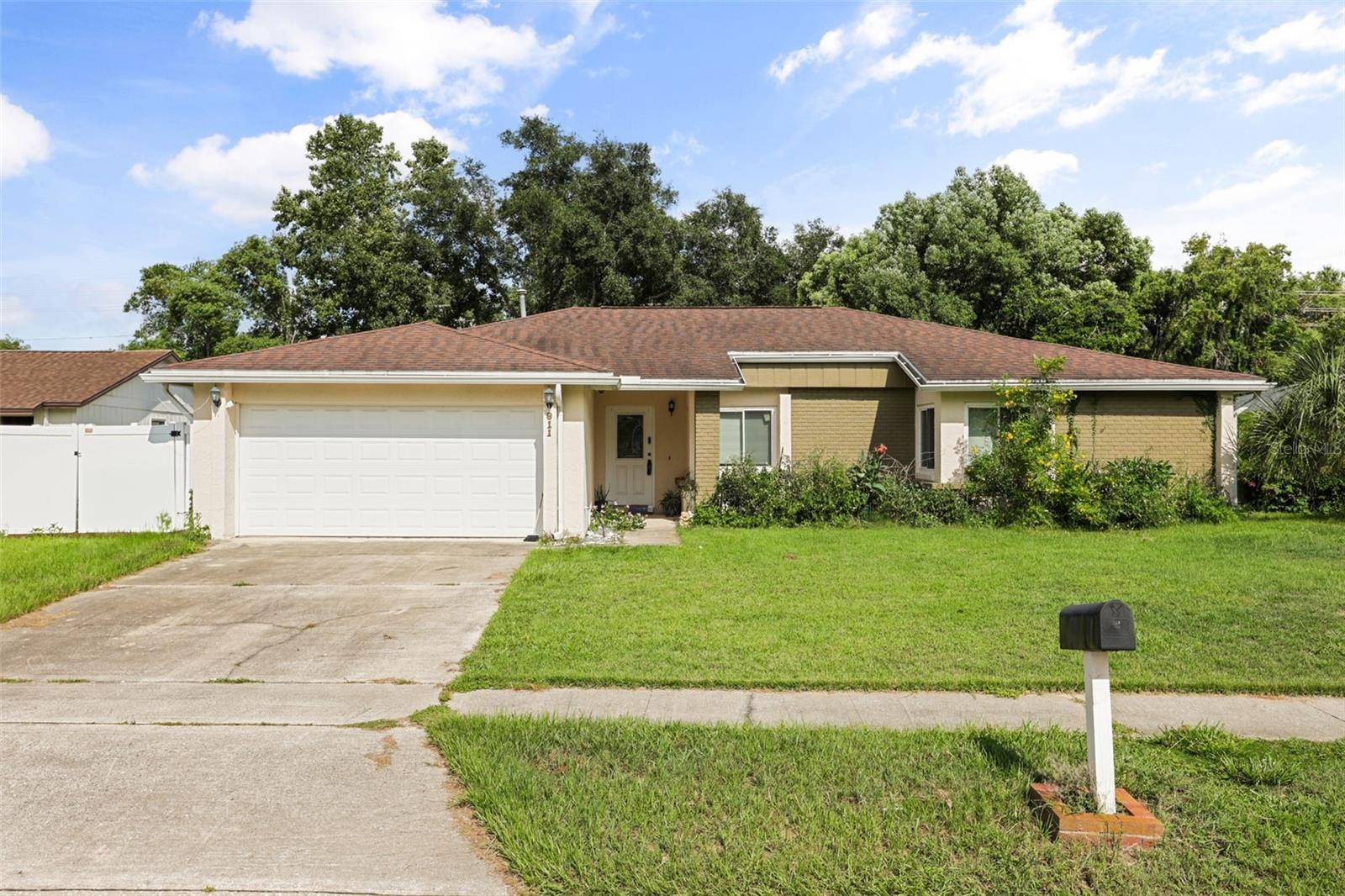 911 ALAMEDA DR, Longwood, FL 32750
