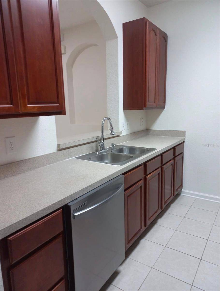 8775 SARTORI ST #301, Orlando, FL 32829
