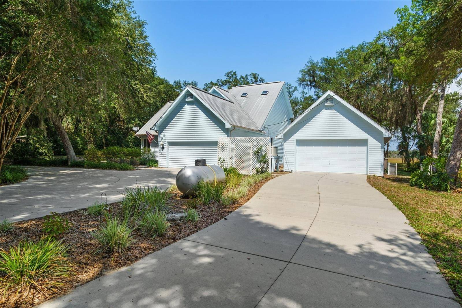 6085 S ROYAL DR, Homosassa, FL 34448