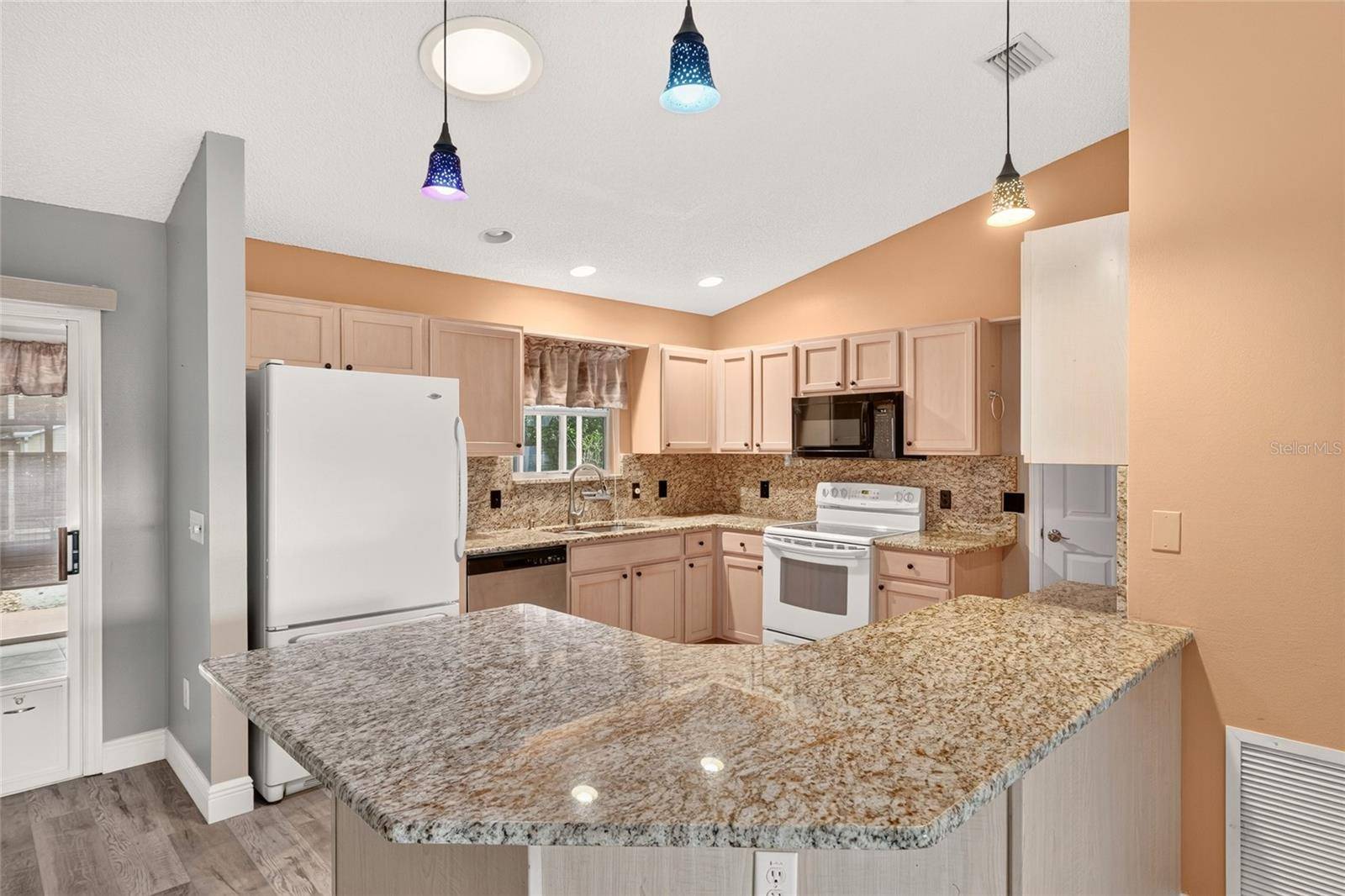 644 ELLSWORTH WAY, The Villages, FL 32162