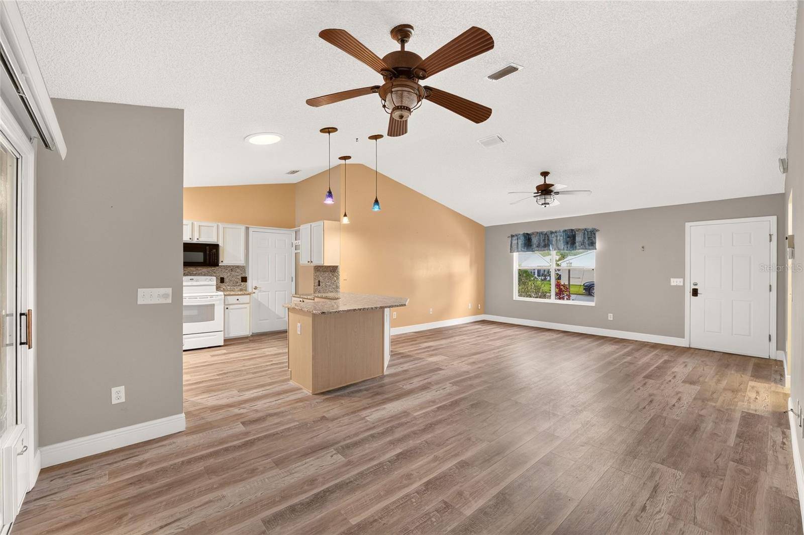 644 ELLSWORTH WAY, The Villages, FL 32162