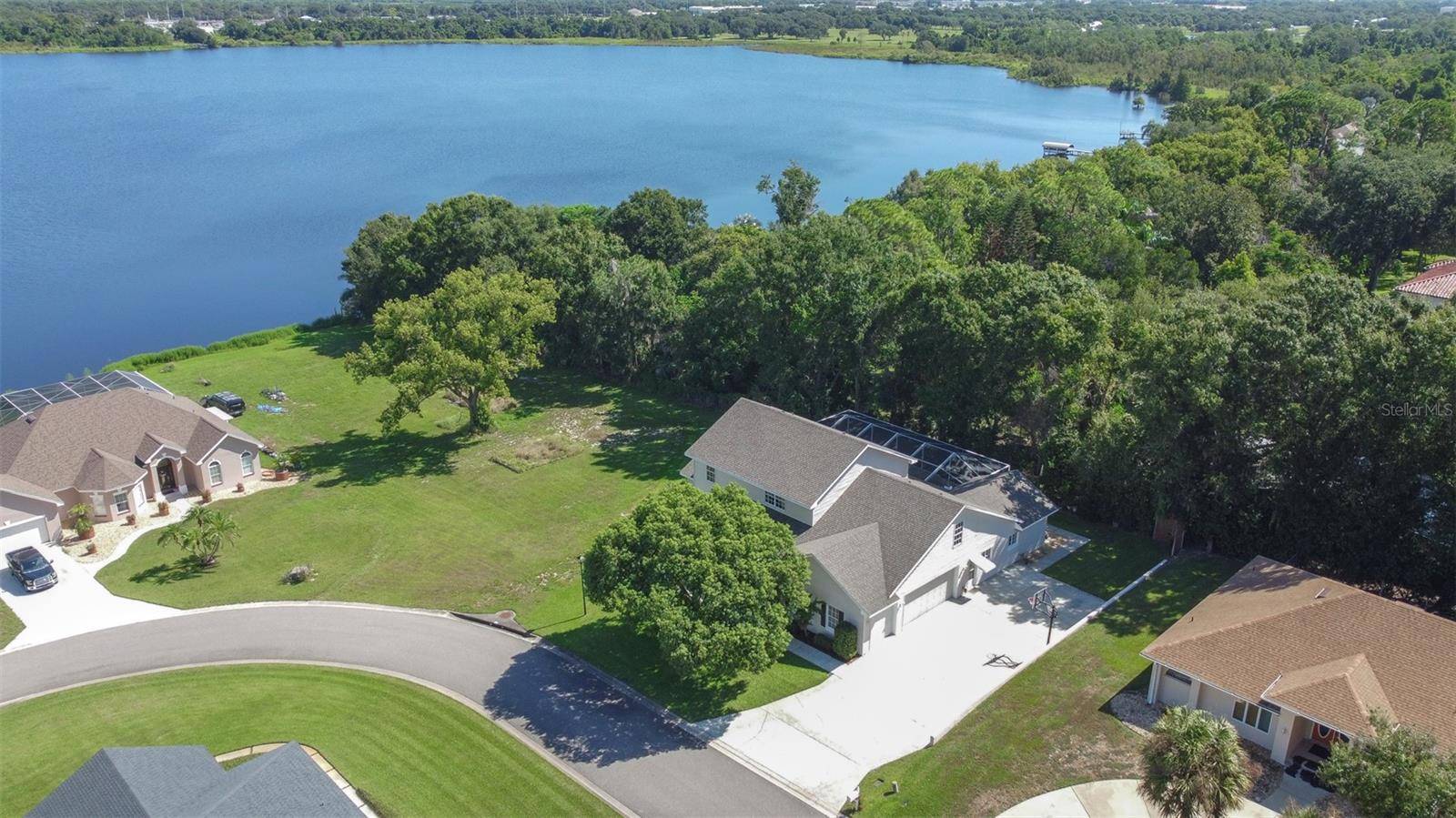 1016 S LAKE MARIAM DR, Winter Haven, FL 33884