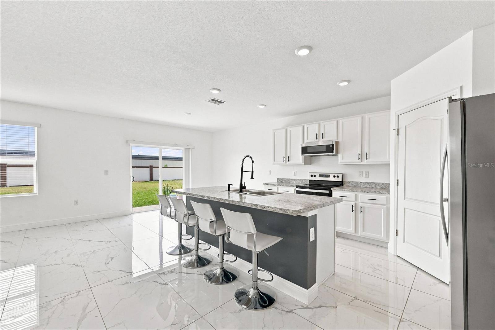 583 AUBURN GROVE TER, Auburndale, FL 33823