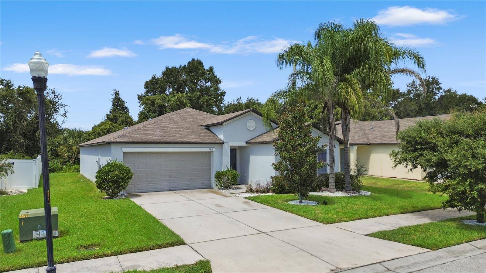 2979 MOULDEN HOLLOW DR, Zephyrhills, FL 33540