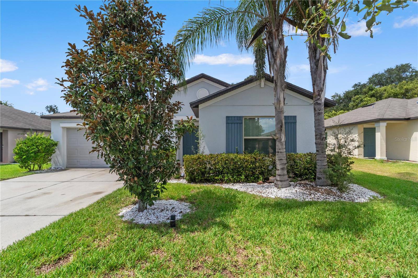 2979 MOULDEN HOLLOW DR, Zephyrhills, FL 33540