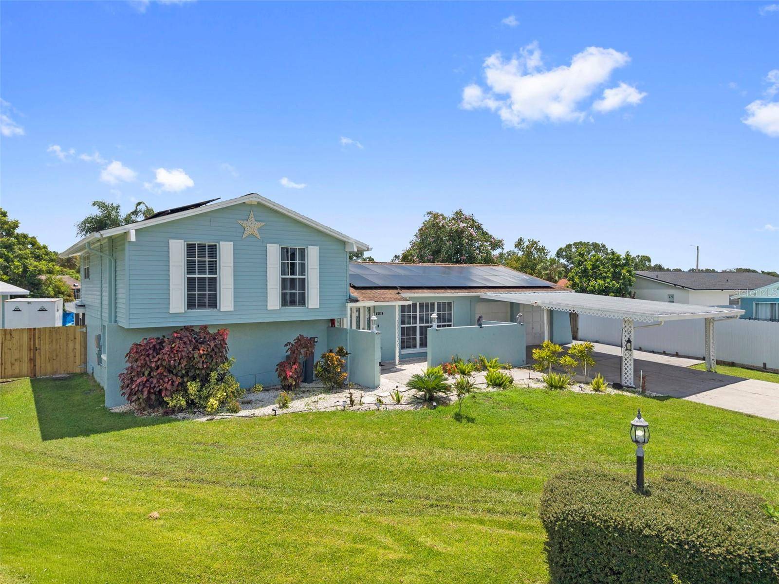 7103 CREEKSIDE CT, Tampa, FL 33615