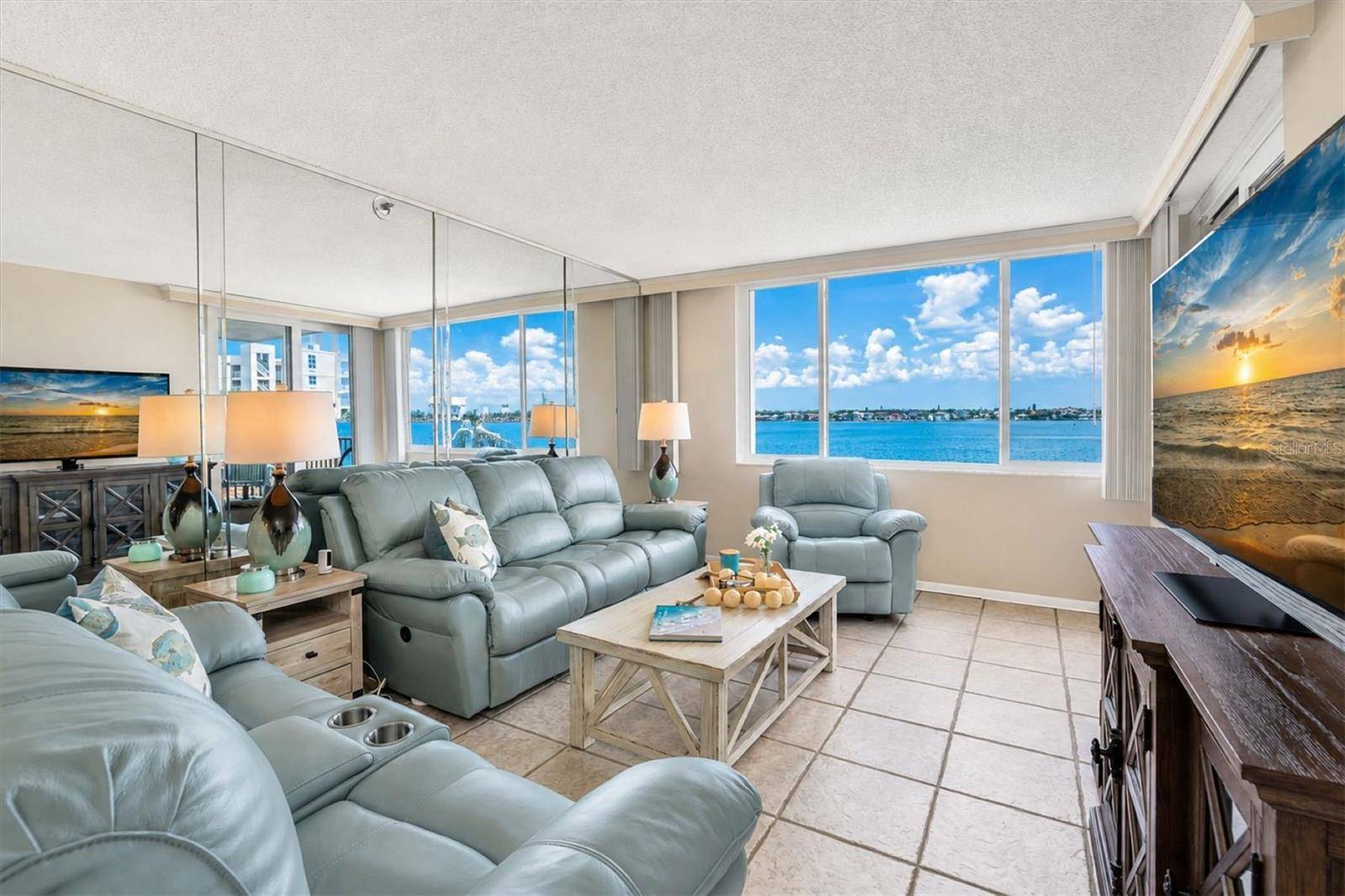 6287 BAHIA DEL MAR CIR #401, St Petersburg, FL 33715