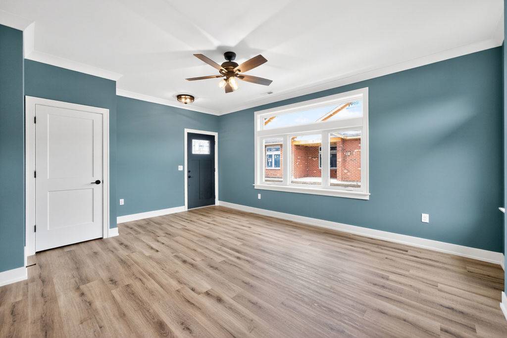 66 Kloe LN #66, Sycamore, IL 60178