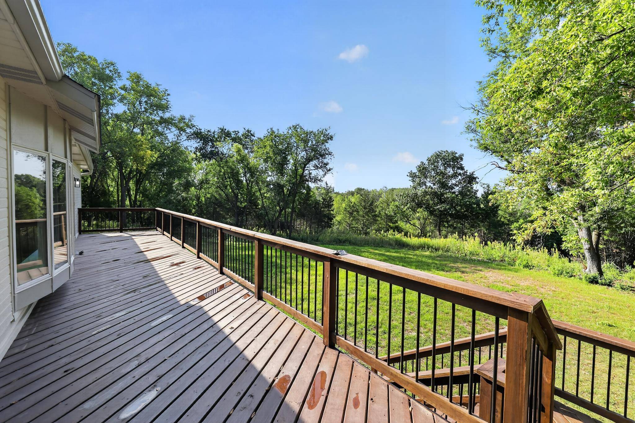 10489 Barnes WAY, Inver Grove Heights, MN 55077